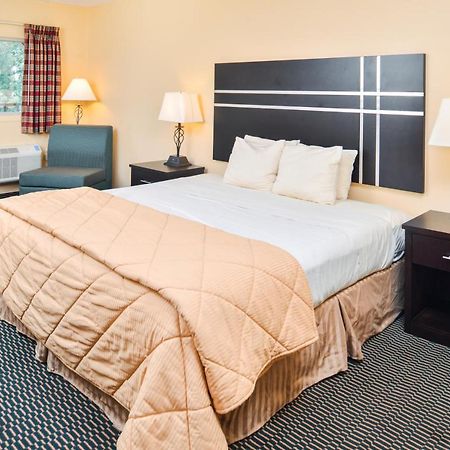 Soudersburg Inn & Suites Lancaster Ronks Dış mekan fotoğraf
