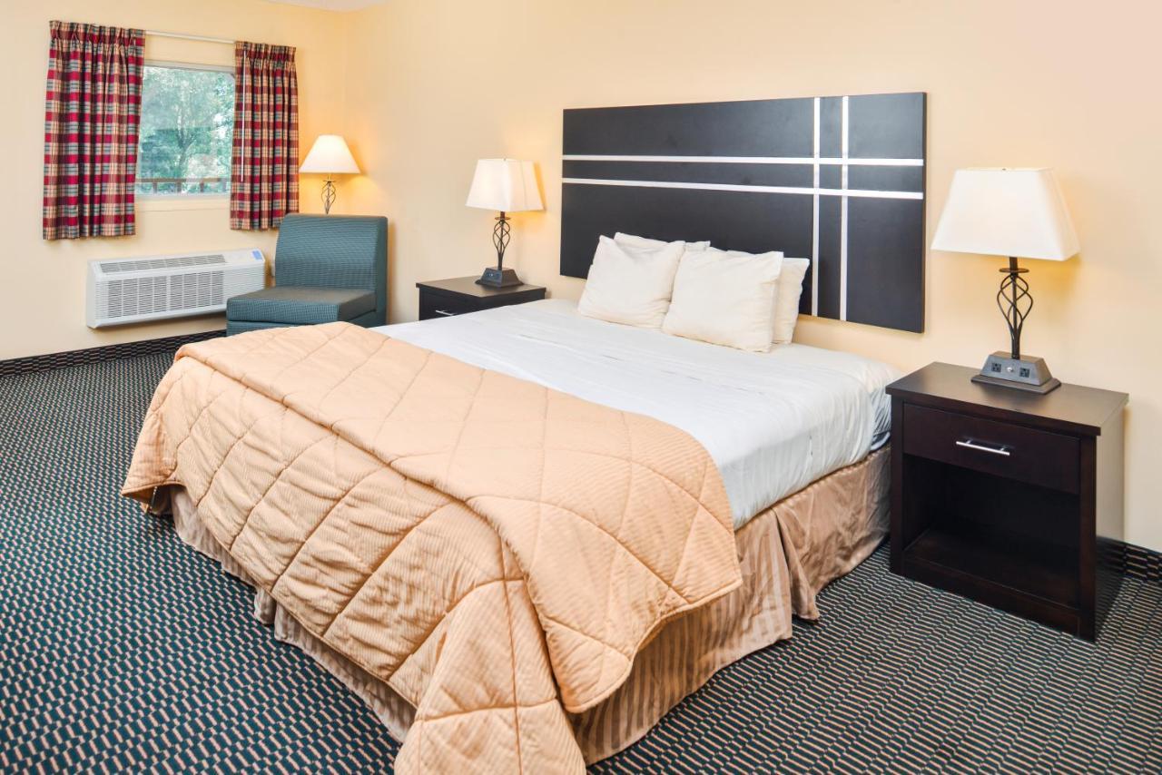 Soudersburg Inn & Suites Lancaster Ronks Dış mekan fotoğraf