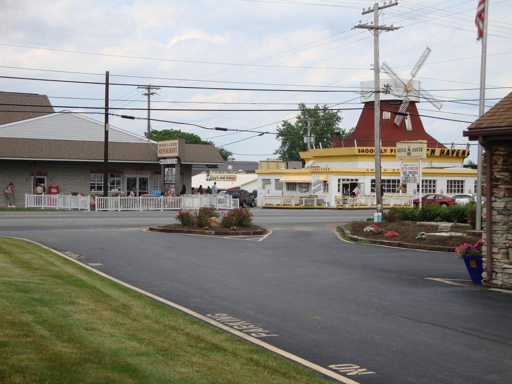 Soudersburg Inn & Suites Lancaster Ronks Dış mekan fotoğraf