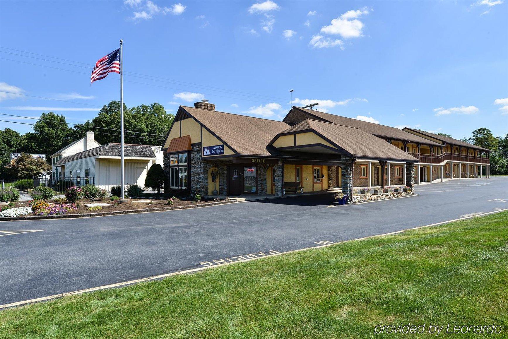 Soudersburg Inn & Suites Lancaster Ronks Dış mekan fotoğraf
