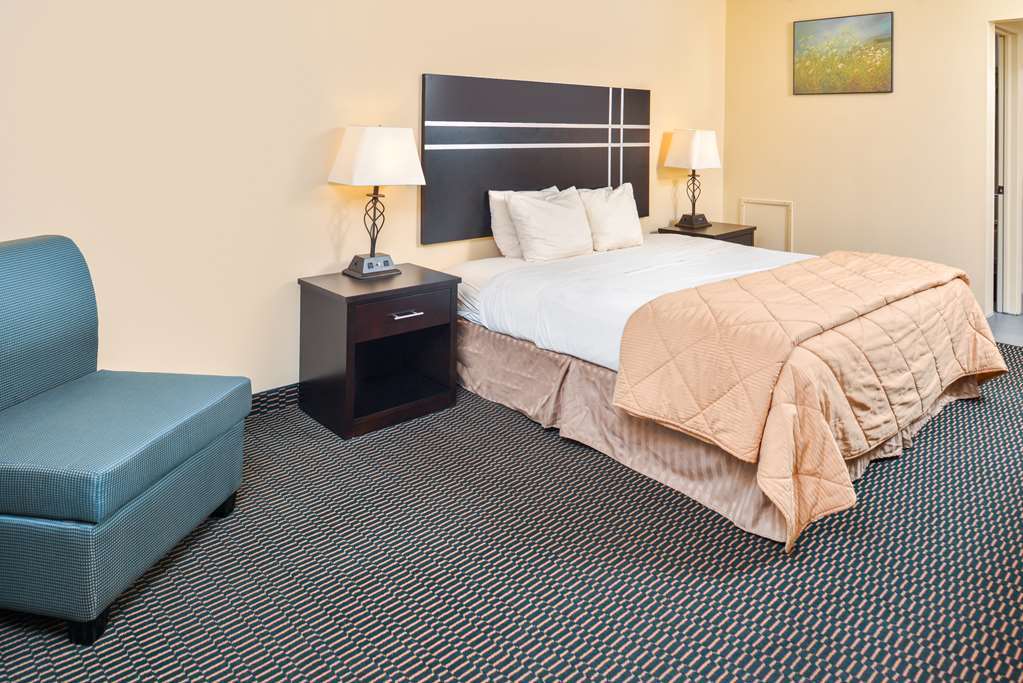 Soudersburg Inn & Suites Lancaster Ronks Oda fotoğraf