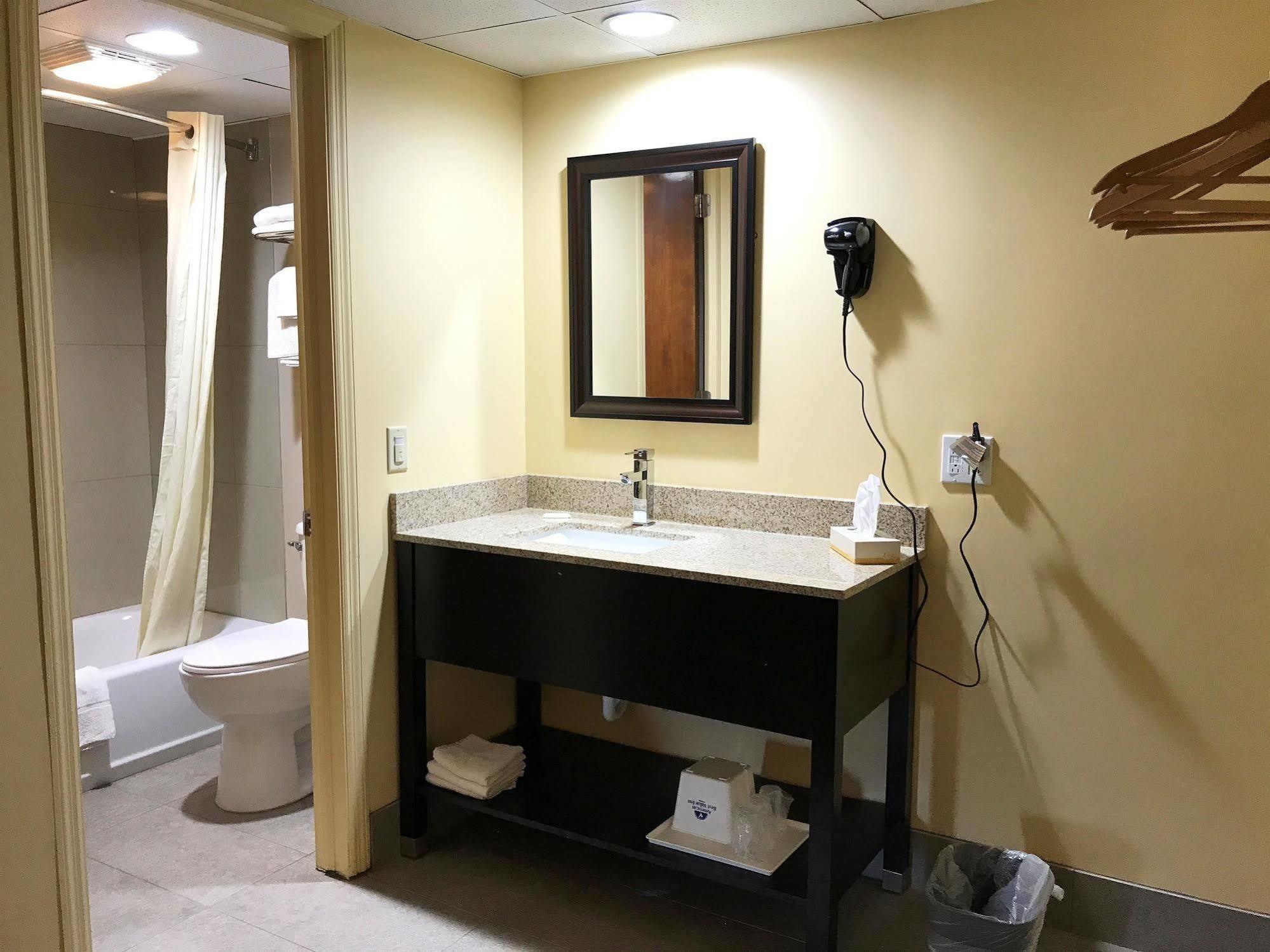 Soudersburg Inn & Suites Lancaster Ronks Dış mekan fotoğraf