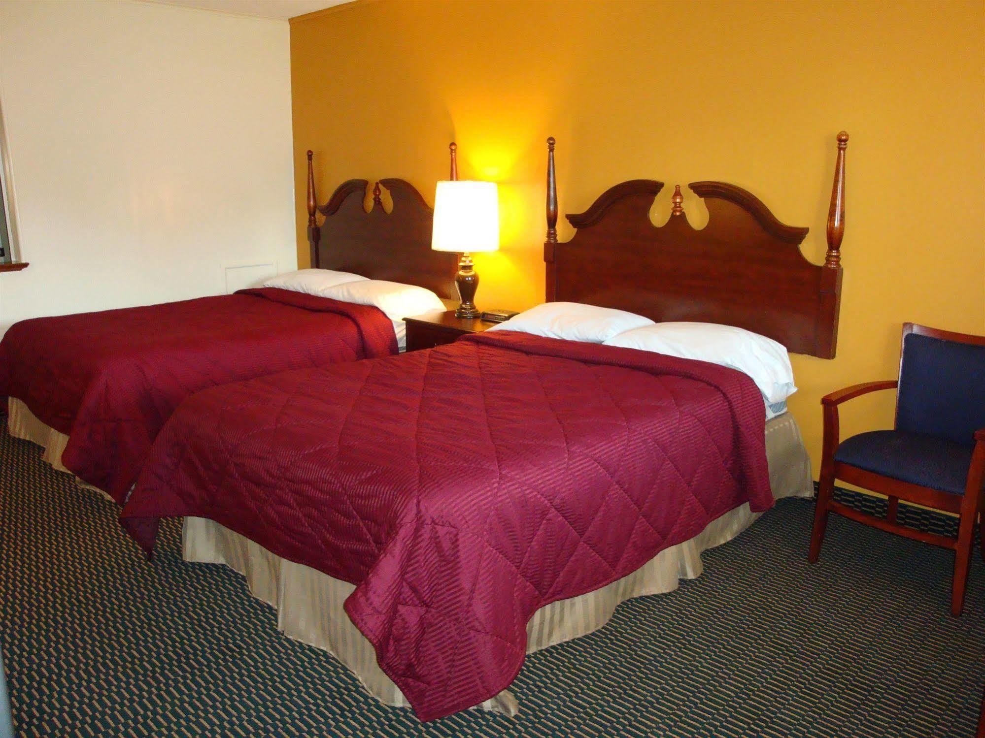 Soudersburg Inn & Suites Lancaster Ronks Dış mekan fotoğraf