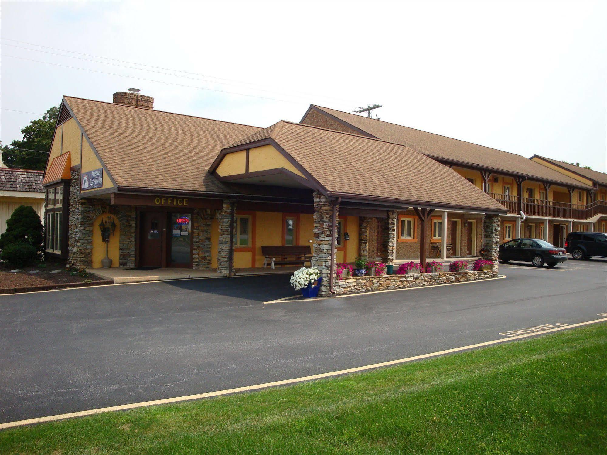 Soudersburg Inn & Suites Lancaster Ronks Dış mekan fotoğraf