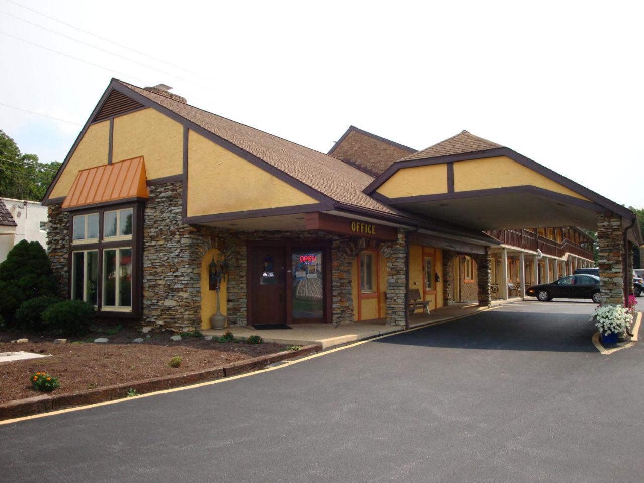 Soudersburg Inn & Suites Lancaster Ronks Dış mekan fotoğraf